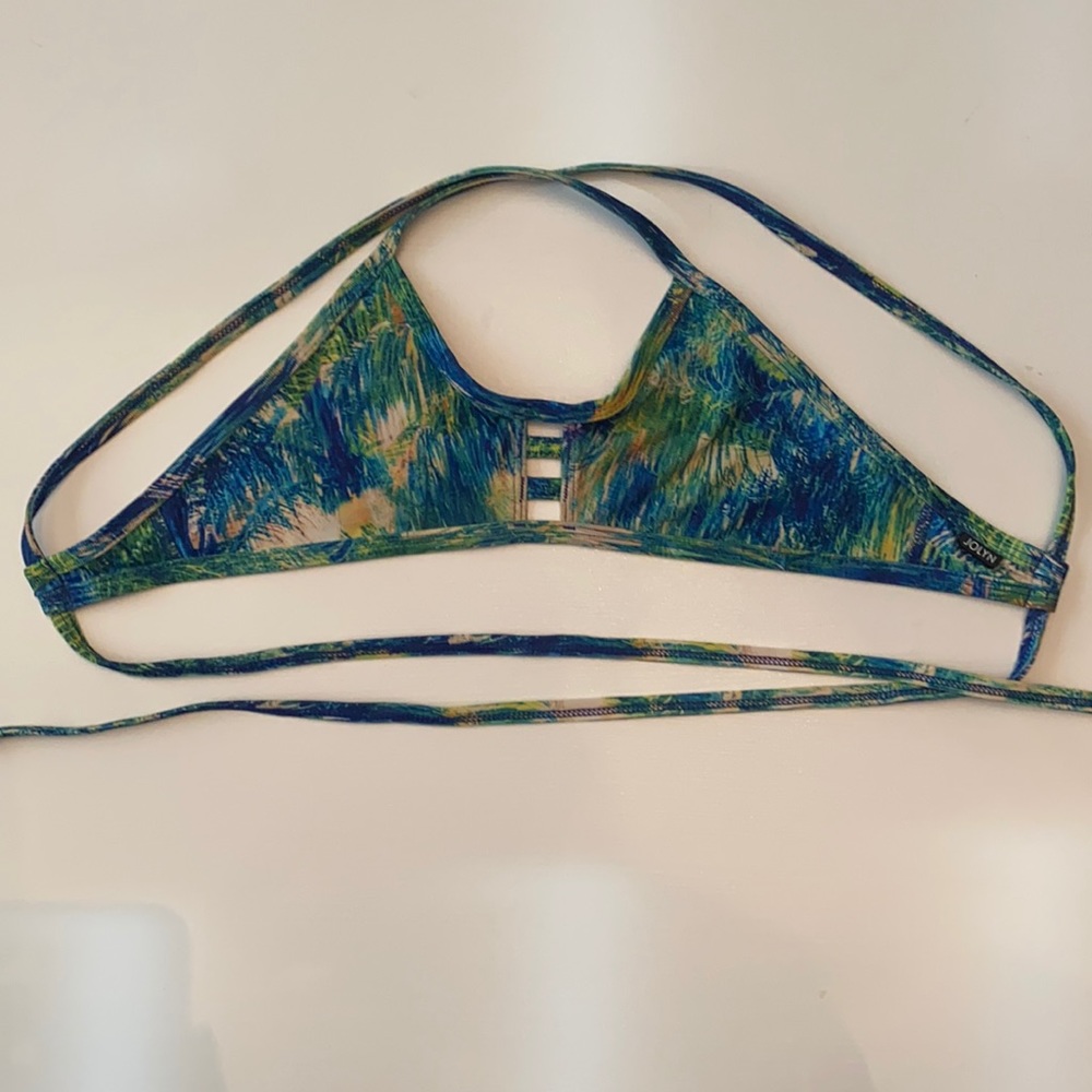 Jolyn Bikini Top Size Small
